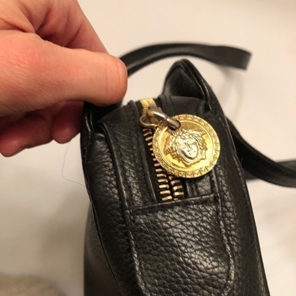 Gianni Versace Medusa medallion vintage black bag - Picture 4 of 13